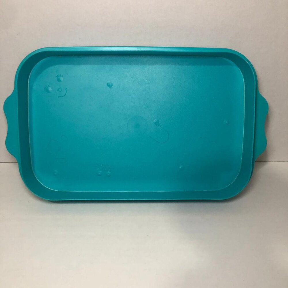 Tupperware 2553A-1 Animal Wigglers Tray Jello Jiggler Turquoise *Discontinued*
